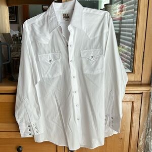 Ely Cattleman white pearl snap button down